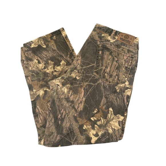 GUC Wrangler Men's Camo Jeans Boot Cut Pockets Size 38 x 32 - Picture 1 of 6